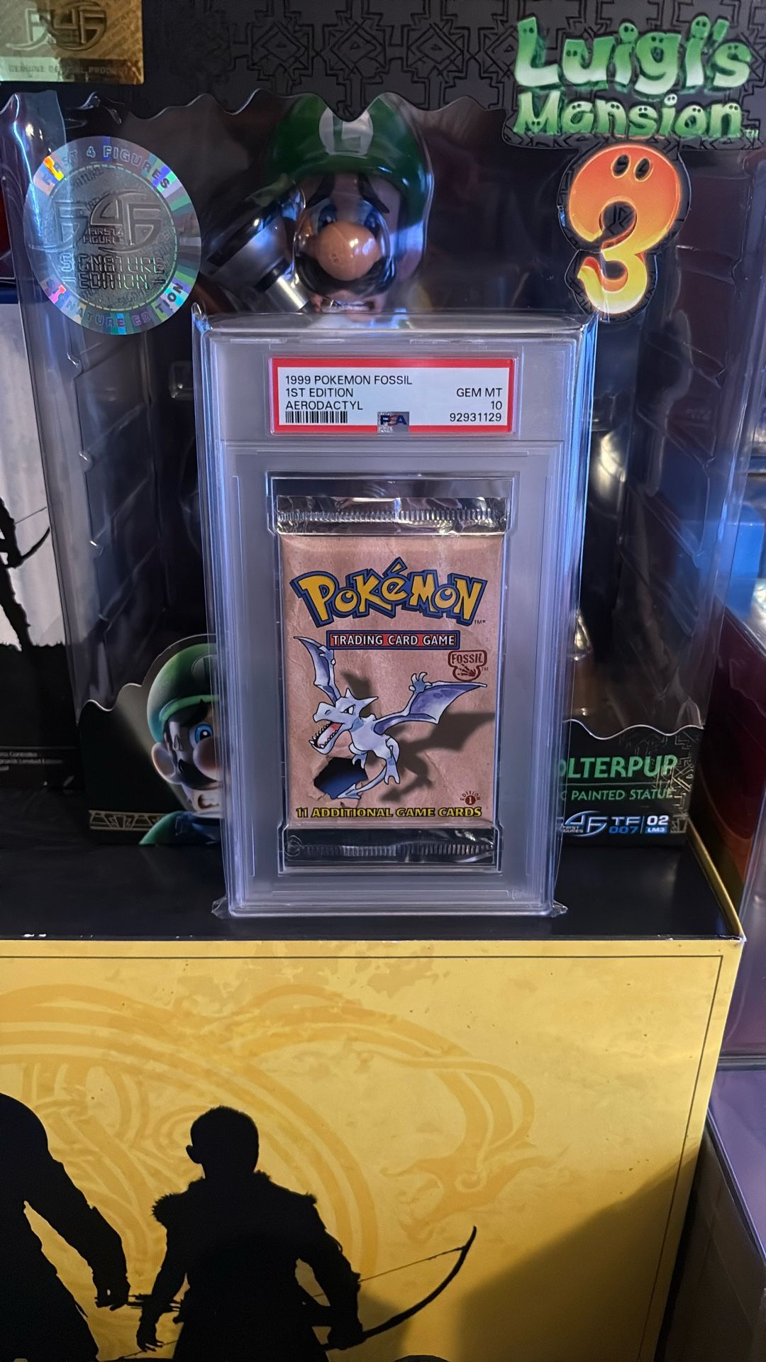 Pokémon 1st Edition Fossil Booster Pack PSA 10
