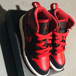 Air Jordan 1s(New In Box) Size 12c 