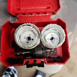 Milwaukee hole saw set