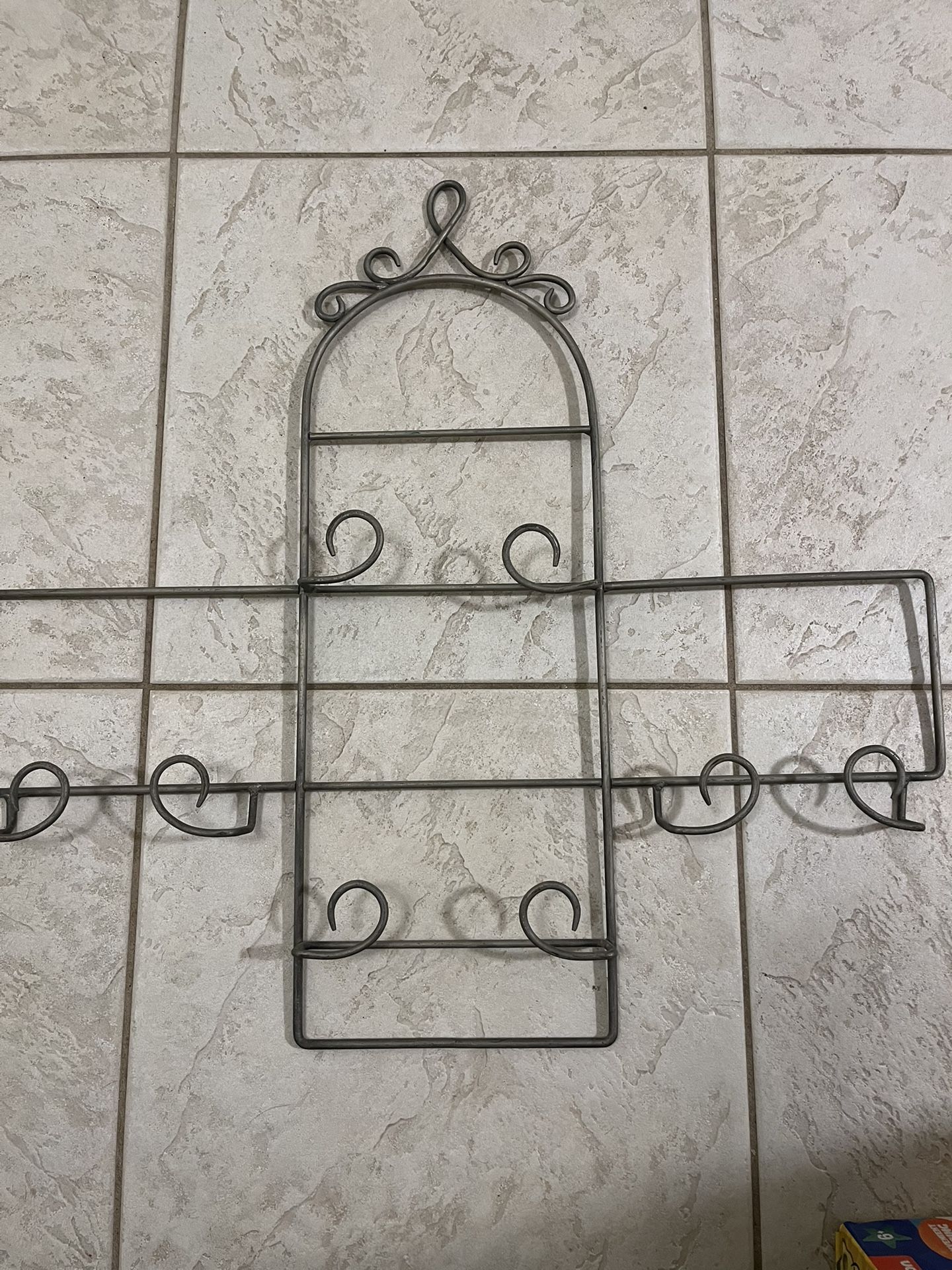 4 Plate Metal Holder.