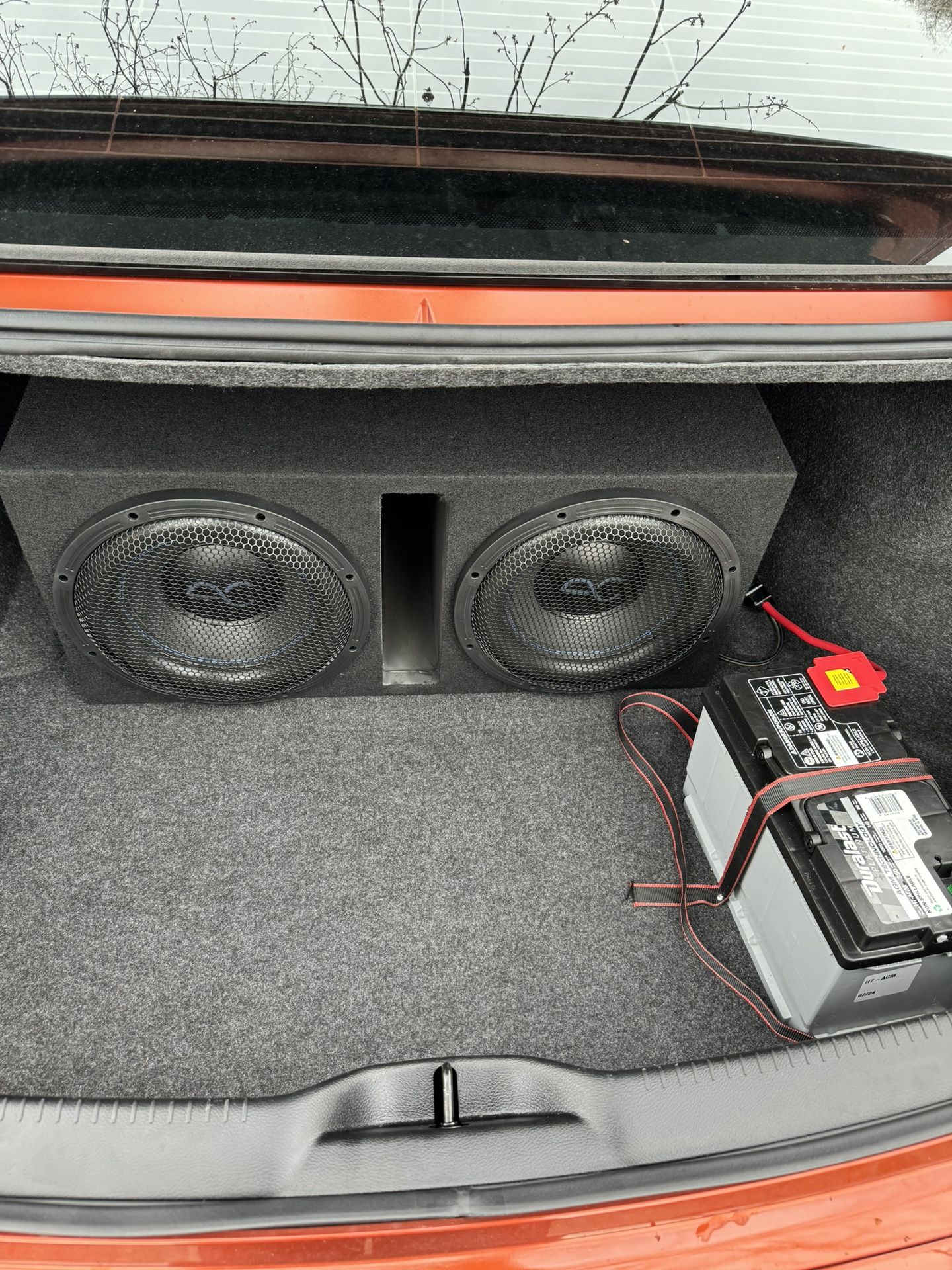Dual 12” Audio control Subwoofer with 1200Watt class D amp and extra battery.