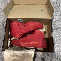 JORDAN 12 GYM RED SIZE 8.5 USED LIKE NEW $150