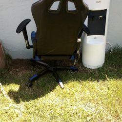 Computer Chair Or Gamers Chair 