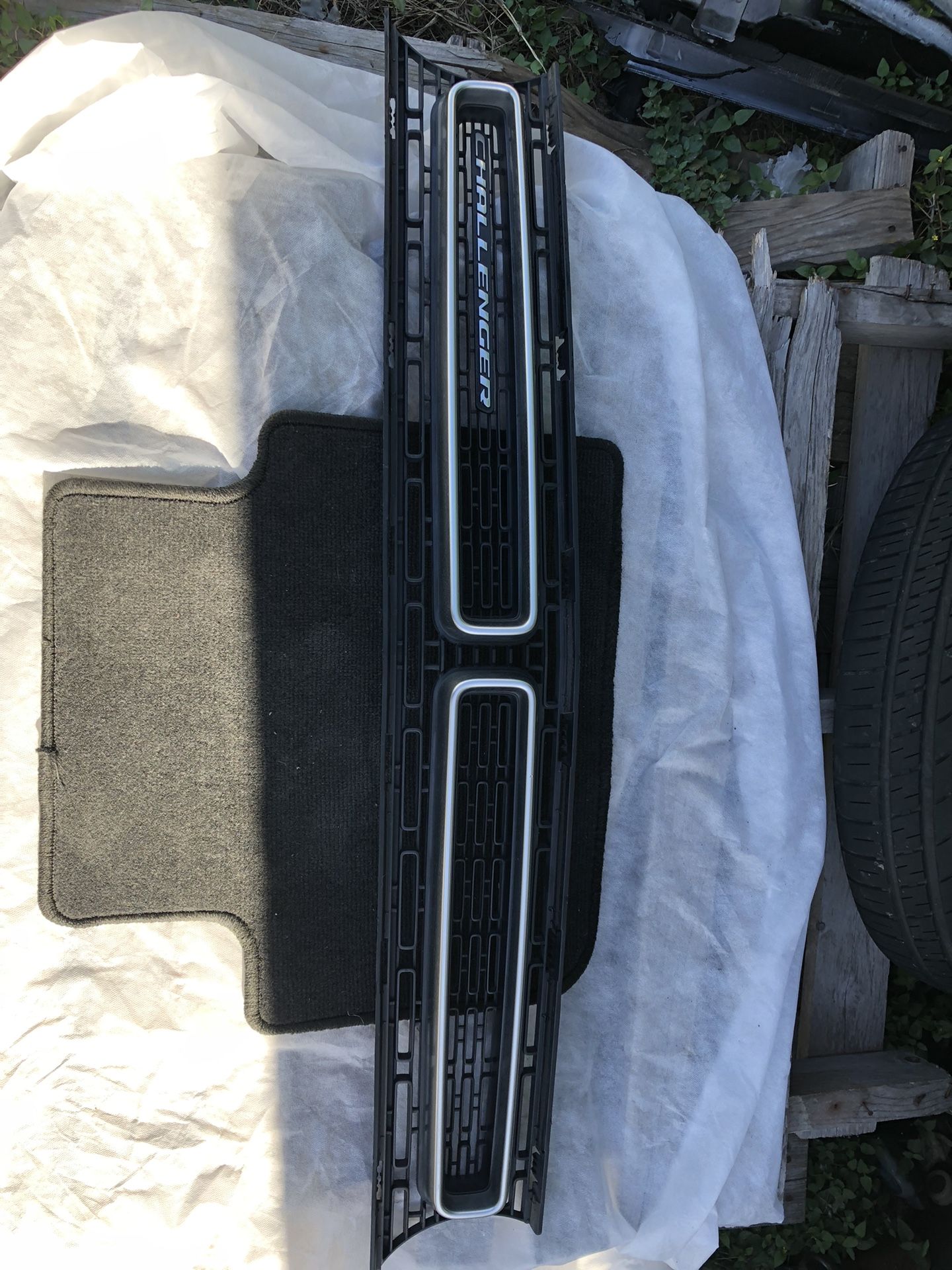 Grill Dodge Challenger 2015-2024