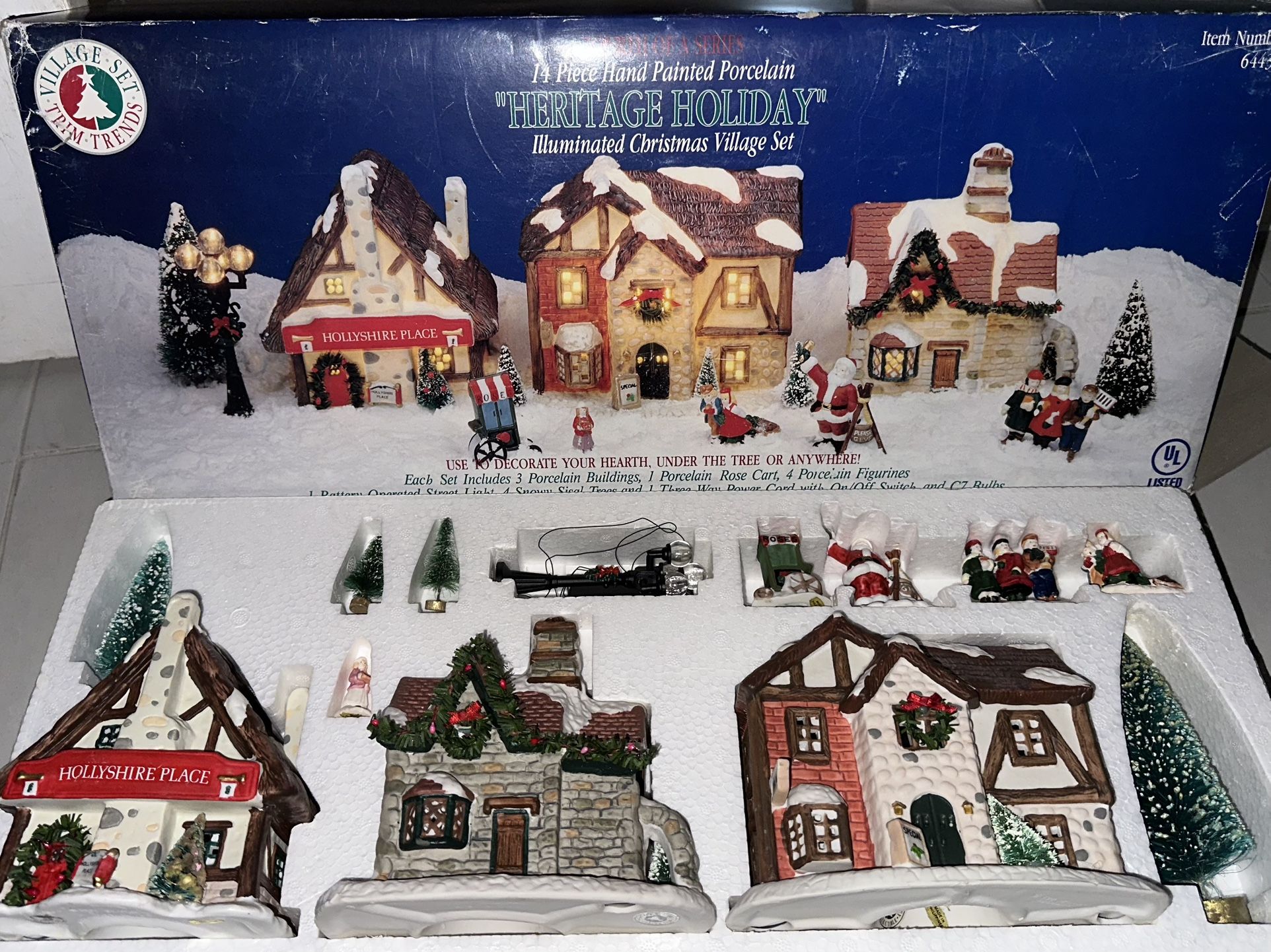 Vintage Christmas Porcelain town set