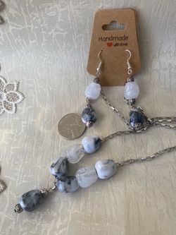 Handmade Marbled Acrylic 2-Tone Ombre Bead Necklace and Earring Set