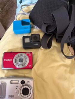 Go pro 7 with accessories and cameras bundle