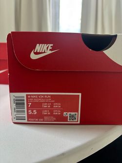 Women’s Nike V2K size 7