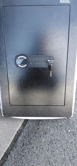 VEVOR Wall Safe