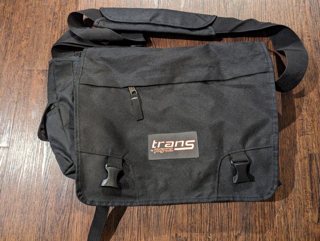 Trans By Jansport Messenger Bag - Black