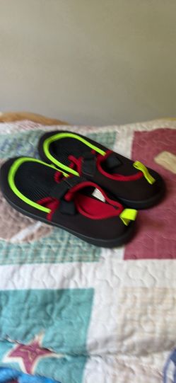 Water shoes