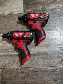 Milwaukee M12 1/4 In Hex Screw Driver ( TOOL- ONLY )