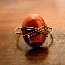 Cabochon Stone Wired Oval Ring Hanmade