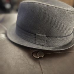 Men’s Hats Size S-M