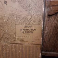 Manhattan&Bronk Map W Hard Back
