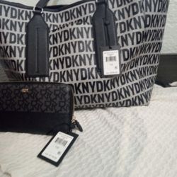 DKNY HANDBAG 💗brand new with tags 