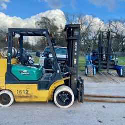 2008 KOMATSU FORKLIFT 10,000 LBS.