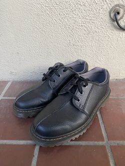 Dr Doc Martens Marchant Split Toe Shoes - UK 7 / US 8 / EU 41 for Sale in  San Jose, CA - OfferUp