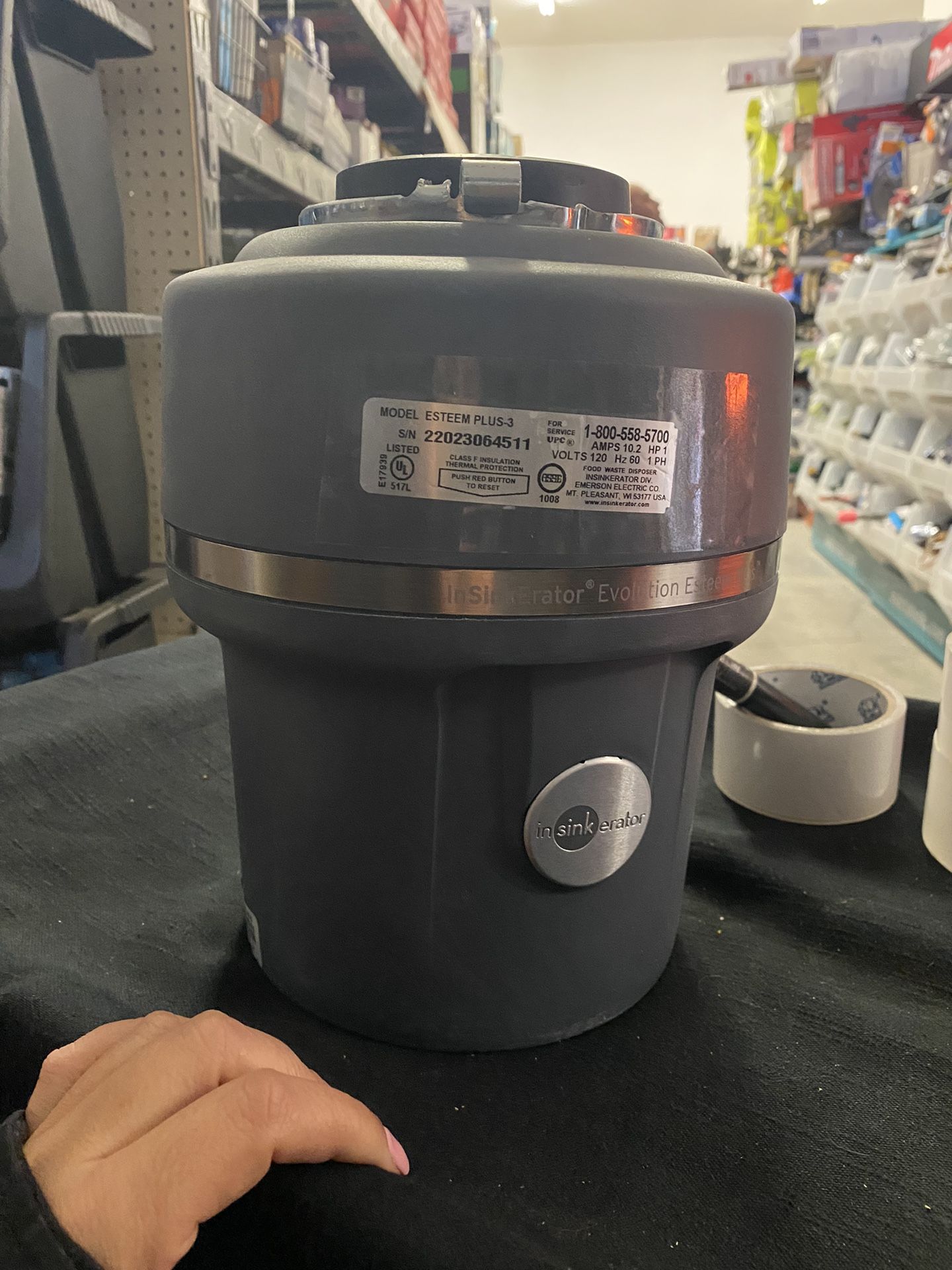 InSinkErator Evolution Esteem Plus Non-corded 1-HP Continuous Feed Noise Insulation Garbage Disposal Item #847027 | Model #ESTEEM PLUS