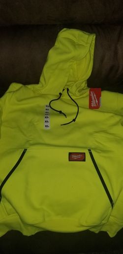BRAND NEW MILWAUKEE PULLOVER HOODIE.