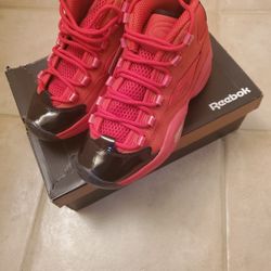 Reebok Question Mid Scarlet Sz 6.5 Sneakers 