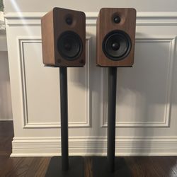 Kanto YU6 Speakers
