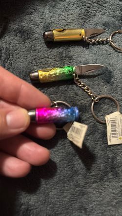 Bullet Shape Keychain knife