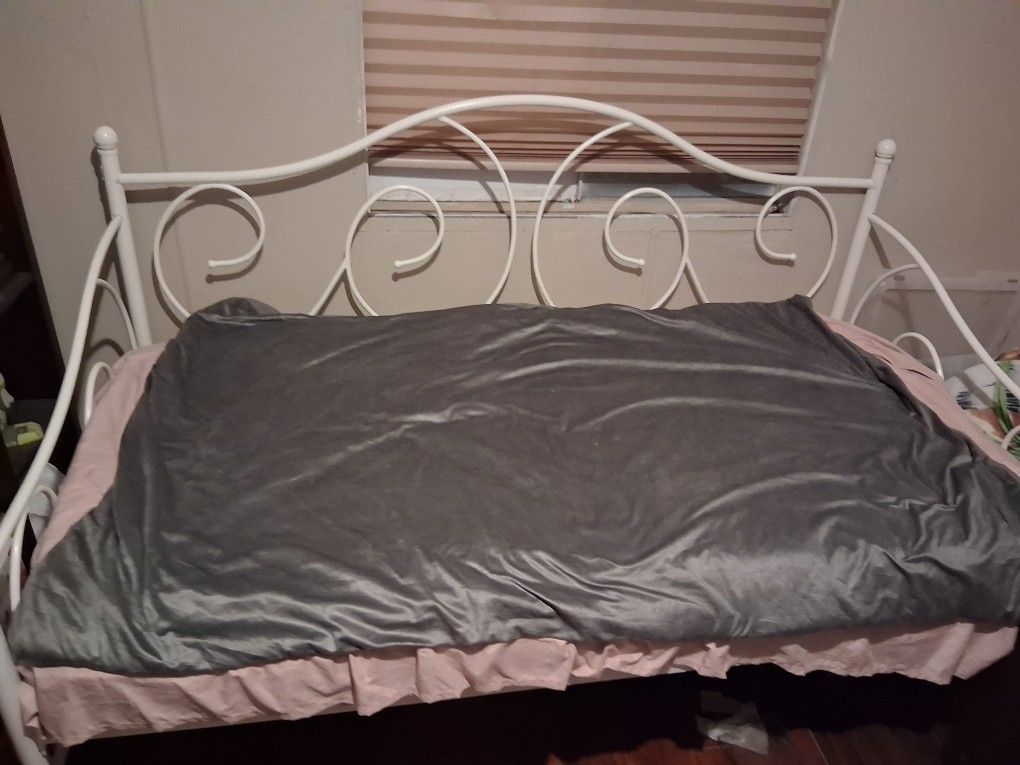 Bed With Frame