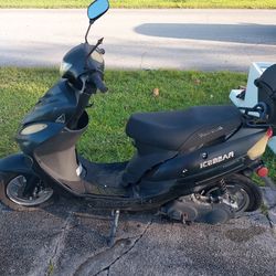 Icebear Rocket 50cc Scooter – 3103 miles