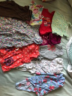 Girls size 12 months clothing