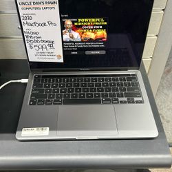 apple laptop 