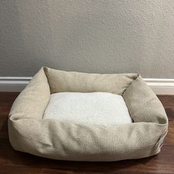 PET Bed 
