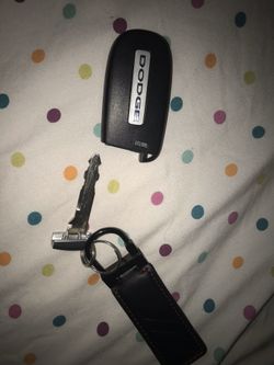 2017 Dodge Car Charger remote control with key and key chain