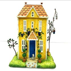 PartyLite RETIRED Winding Lane Arbor House