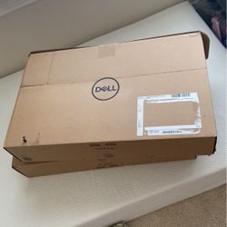 * **BRAND NEW UNOPENED BOX **** Dell 24” Monitor - P2422H - Full HD