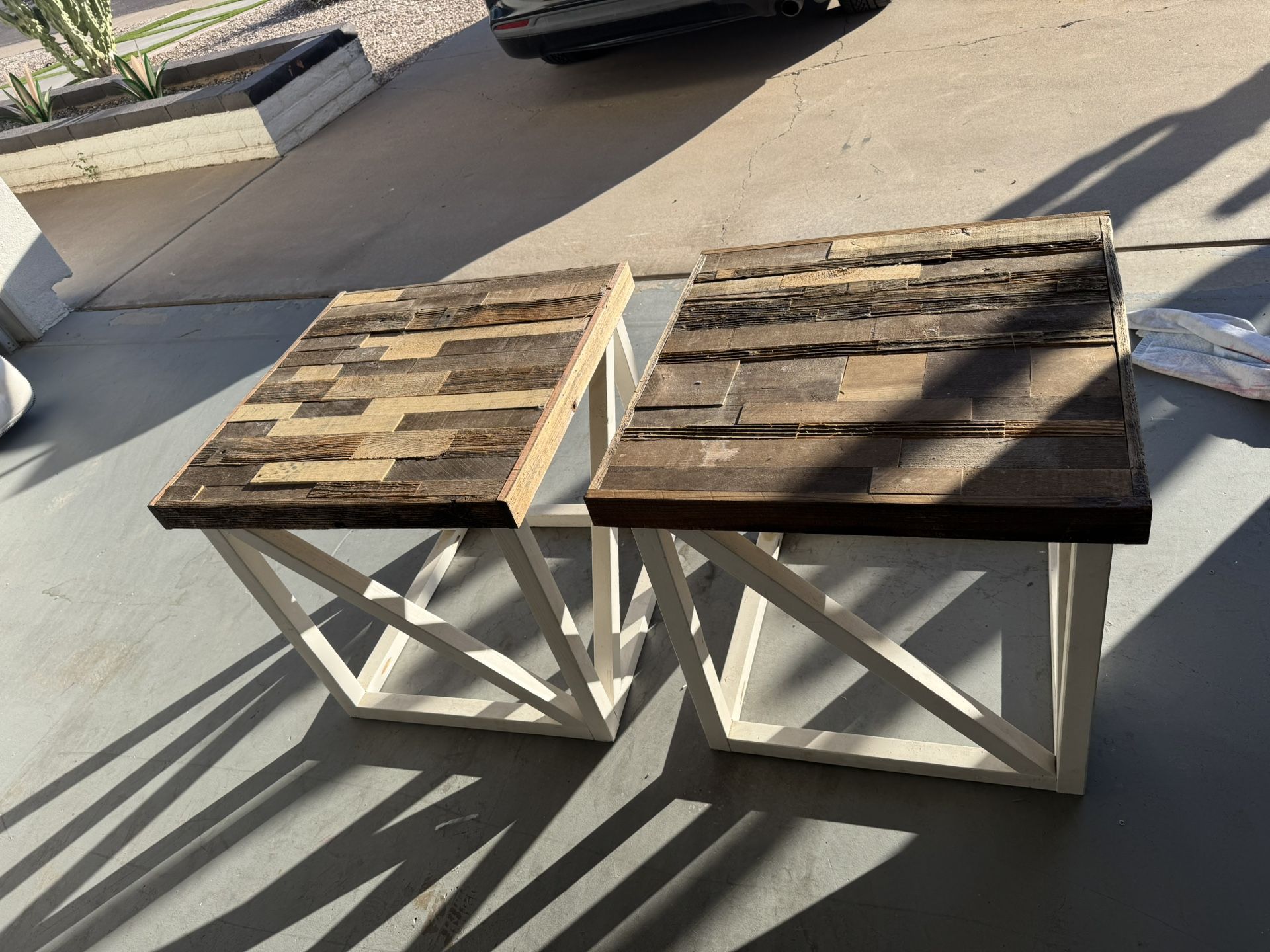 2ft End Table Pair