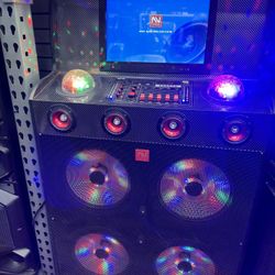 Touch Screen Kareoke Bluetooth Party Speaker. 15000 Watts . Extremely Powerful