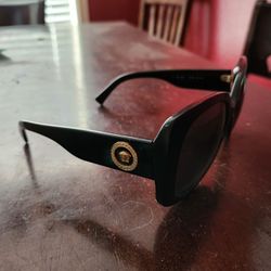 Woman's Versace Sunglasses