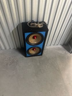Speaker size 8