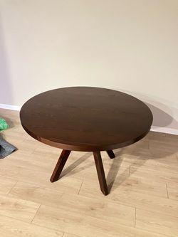 Kitchen table