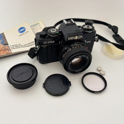 Minolta X-700 35mm Film SLR Camera Black w/ MD 50mm f/2 Lens WORKS