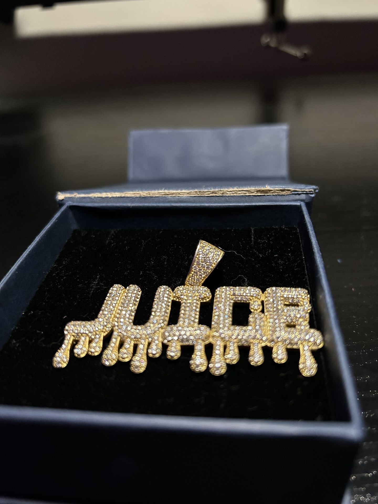 Juice Pendent Custom