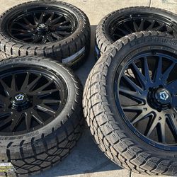 WHEELS TIS 544 22x10 OFF ROAD CHEVY  6x5.5