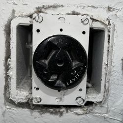 Se asen trabajsos aún buen precio contáctenos para un estimado gratis