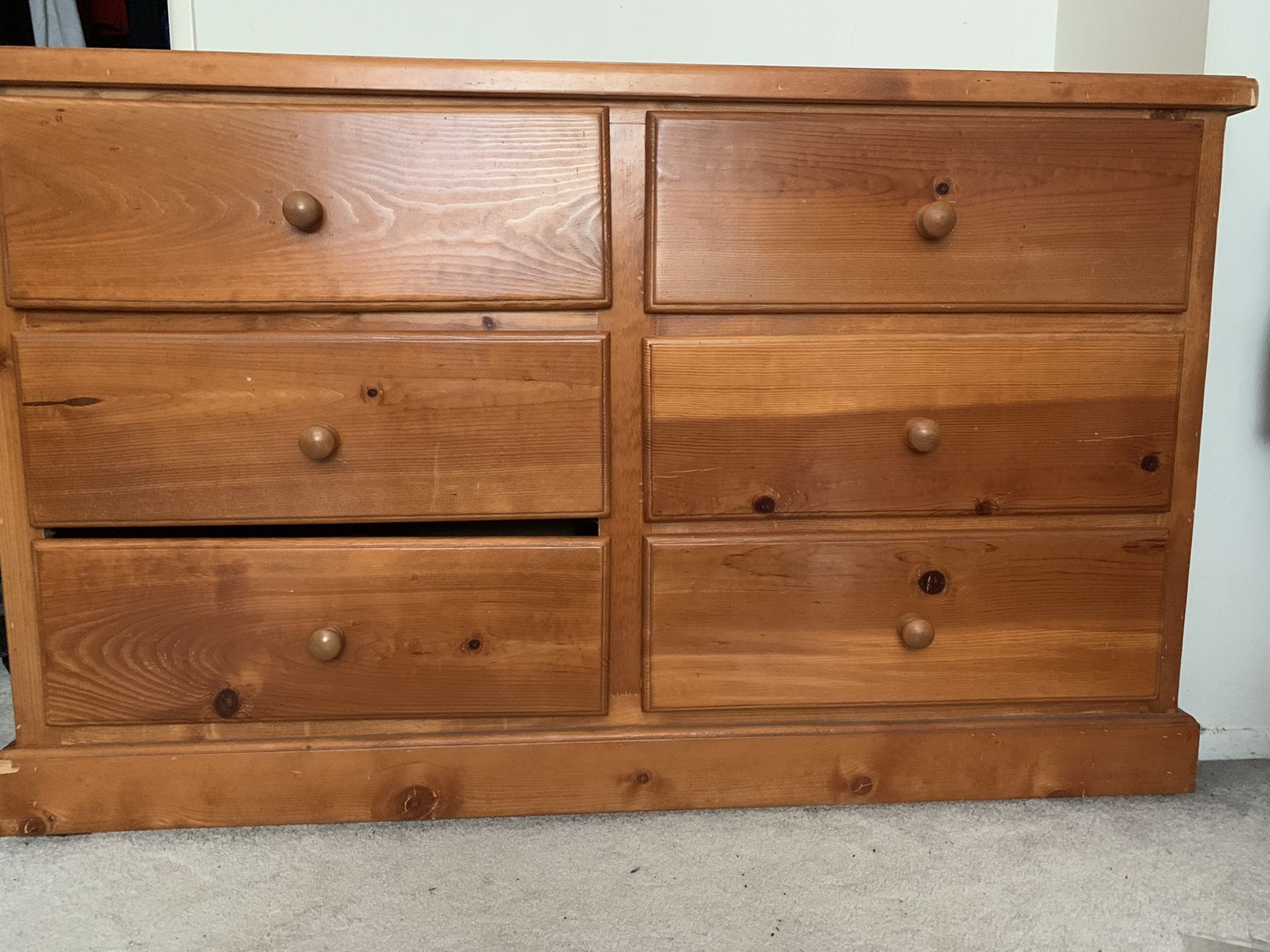 Wood dresser