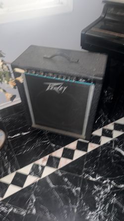 Peavey KB-100 keyboard amplifier,