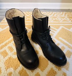 Black Boot