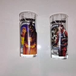 2 Star Wars Glass Cups 