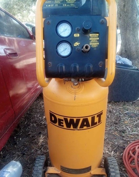 Dewalt Compressor