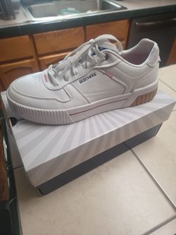 Skechers Court Classics